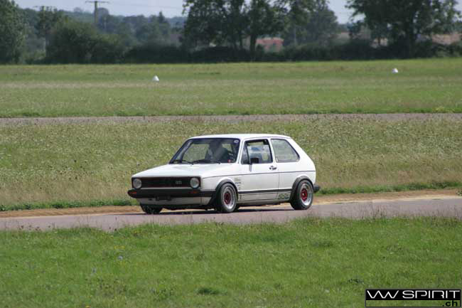 gal/Circuit_Pouilly_20_aout_2006/sortie_circuit_vwspirit_2006_122.jpg