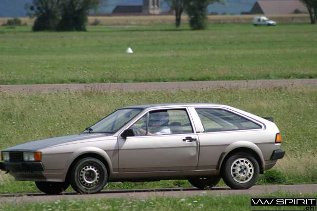 gal/Circuit_Pouilly_20_aout_2006/sortie_circuit_vwspirit_2006_127.jpg