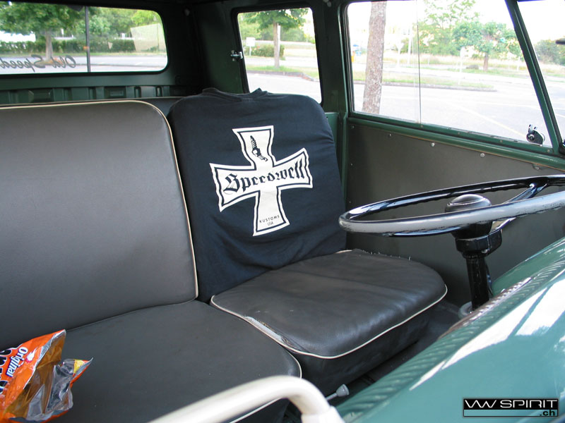 gal/Rencontre_vwspirit_juin_2004/julio_juin_027.JPG