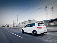 eurp_1004_17_o+2010_vw_gti+side_view.jpg